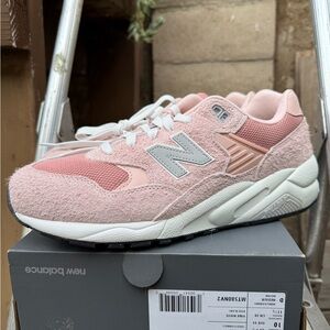 New Balance 580 Pink Sand Men’s Size 10 MT580NV2